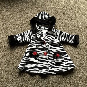 FINAL SALE 3/31/26 Allison Ann Zebra Print Fleece Snap Up Hooded Coat, 12 M